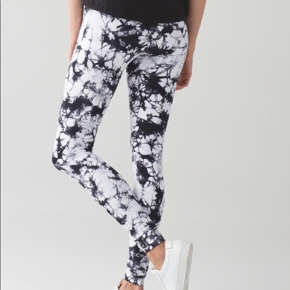 lululemon athletica Pants - Lululemon Wonder Under, High Rise Legging